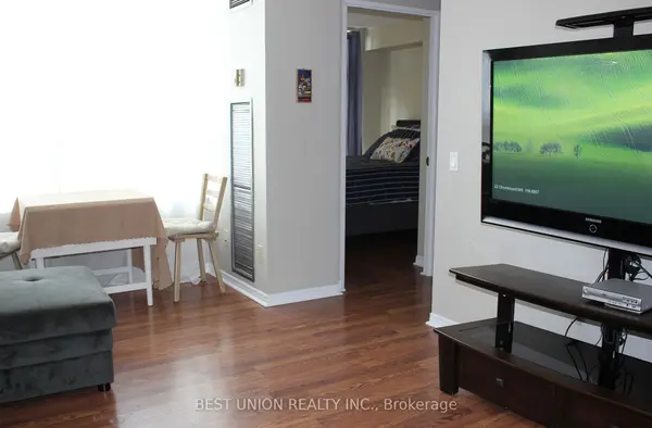 7 Bishop AVE #708, Toronto C14, ON M2M 4J4