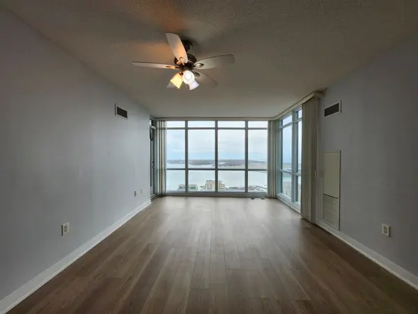 15 Fort York BLVD #3010, Toronto C01, ON M5V 3Y4