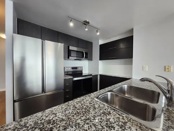 15 Fort York BLVD #3010, Toronto C01, ON M5V 3Y4