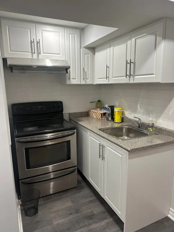 35 Chapman DR #Bsmt, Ajax, ON L1T 3C4