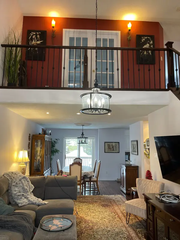 358 Little AVE #12, Barrie, ON L4N 2Z6