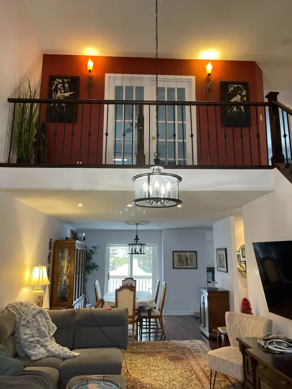 358 Little AVE #12, Barrie, ON L4N 2Z6