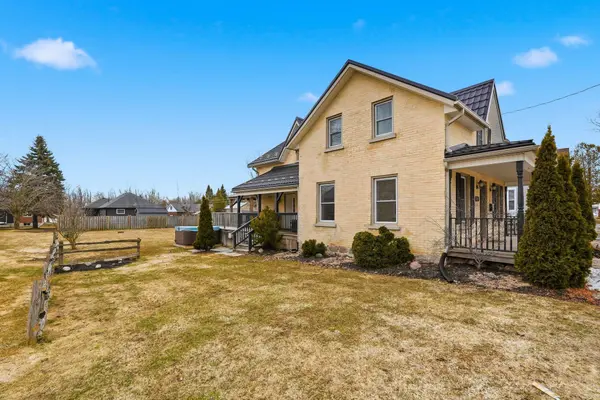 65 Elora ST N, Minto, ON N0G 1M0