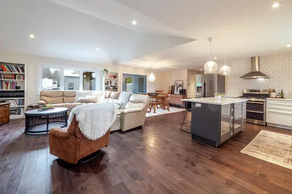 6 Point View DR, Northern Bruce Peninsula, ON N0H 1W0