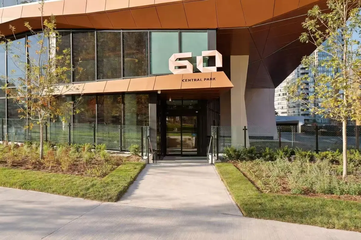 60 Central Park Roadway N/A #1602, Toronto W08, ON M9A 0E6