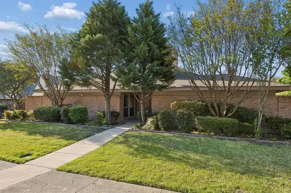 6802 Mccallum Boulevard, Dallas, TX 75252