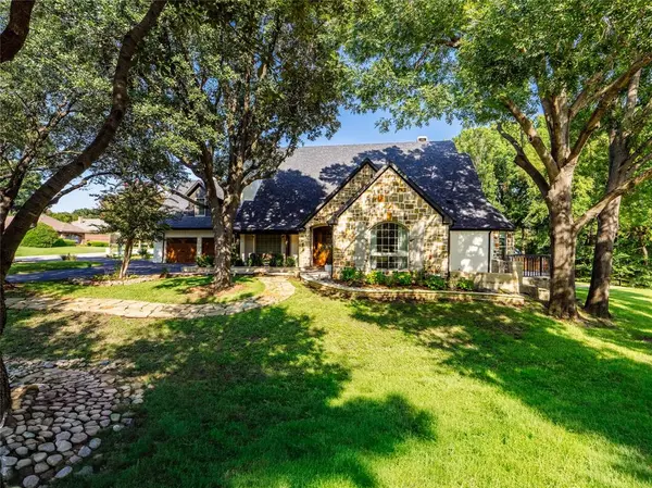 153 Meadowcreek Road, Coppell, TX 75019