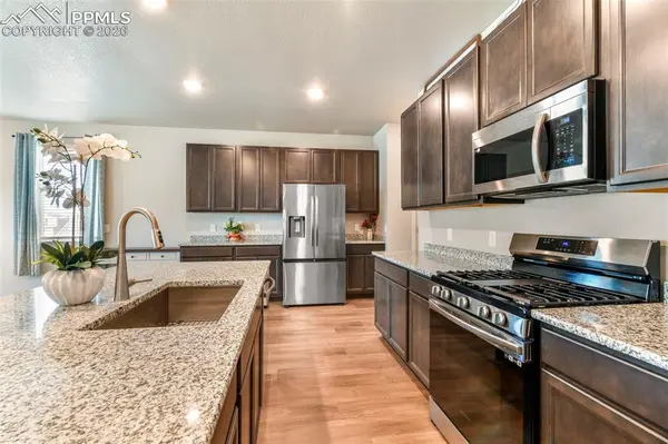 9738 Treasurevault TRL, Fountain, CO 80817