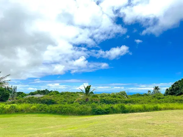 KIA KAHI ST, Naalehu, HI 96772