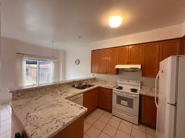 70 Warren Bradley ST, Markham, ON L6C 2X4