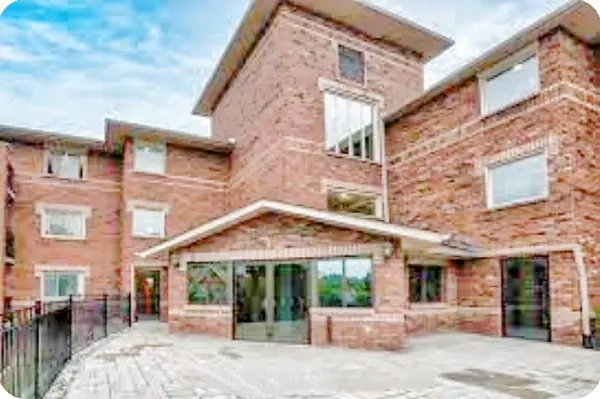 1 Quail CRES #309, Barrie, ON L4N 6W9