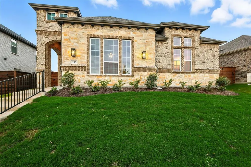1709 Morning Mist Way, Mesquite, TX 75181