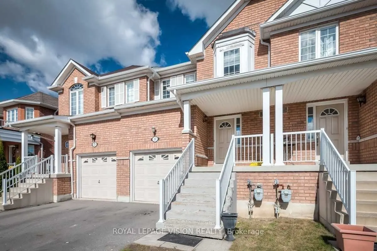 227 Stonebriar DR, Vaughan, ON L6A 4A3