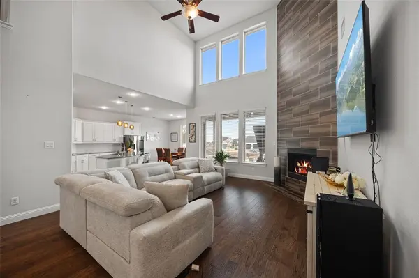 2212 Brooks Trail, Heath, TX 75126