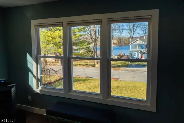 18 Lake St, Vernon Twp., NJ 07422