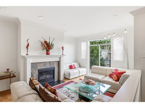 1618 SW 58TH AVE #8, Portland, OR 97221