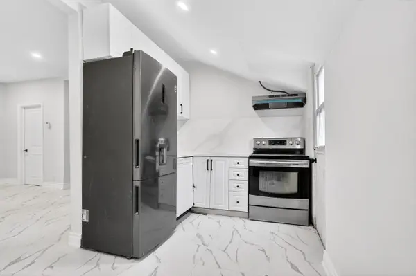 70 William ST W, Oshawa, ON L1G 1K2