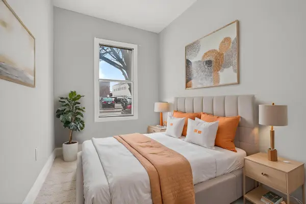 70 William ST W, Oshawa, ON L1G 1K2