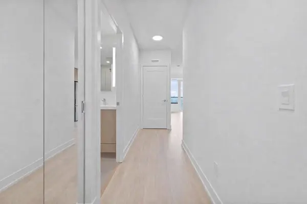 60 Central Park Roadway N/A #1602, Toronto W08, ON M9A 0E6