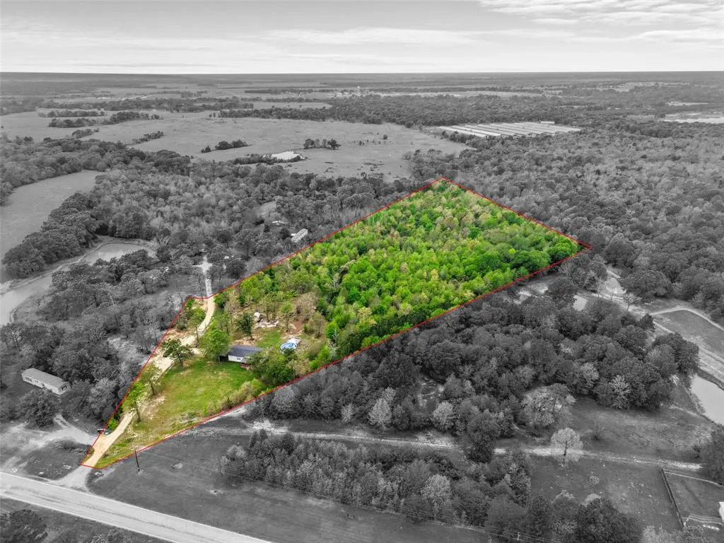 130 Private Road 6453, Palestine, TX 75803