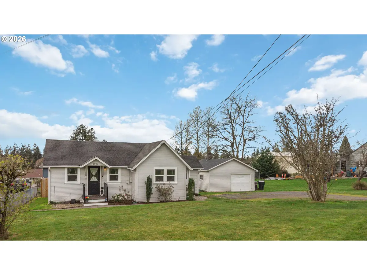 3007 COLUMBIA HEIGHTS RD, Longview, WA 98632