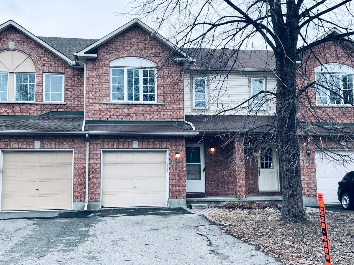 1741 Jobin CRES, Cyrville - Carson Grove - Pineview, ON K1J 1C4