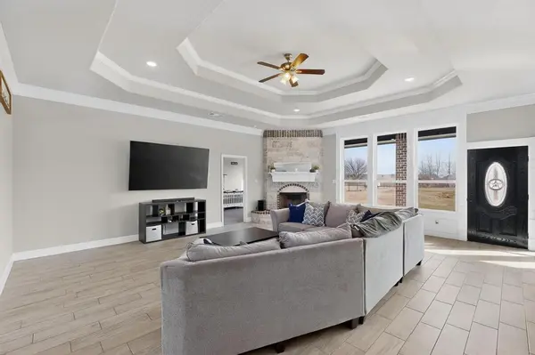 129 Altom Road, Springtown, TX 76082