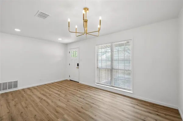 535 N Stefka Drive, Robinson, TX 76706