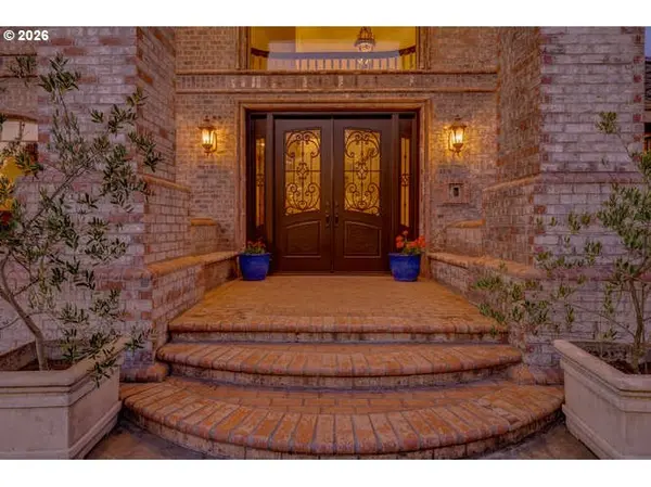 600 SE ARROW CREEK LN, Gresham, OR 97080