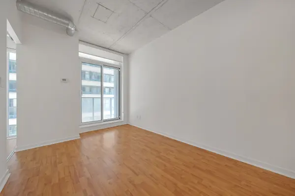 150 Sudbury ST #425, Toronto C01, ON M6J 3S8