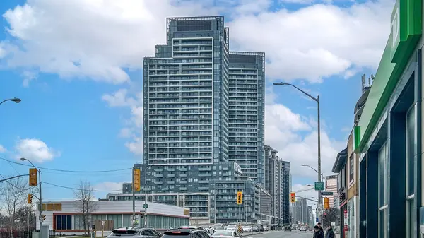 7 Golden Lion HTS #322, Toronto C14, ON M2M 0C1