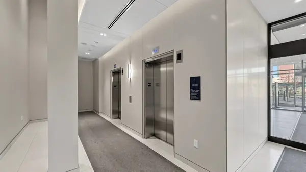 7 Golden Lion HTS #322, Toronto C14, ON M2M 0C1