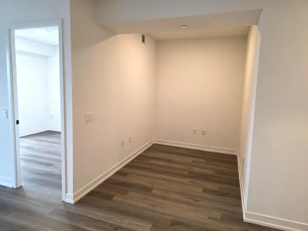 195 Commerce ST #3310, Vaughan, ON L4K 0P9