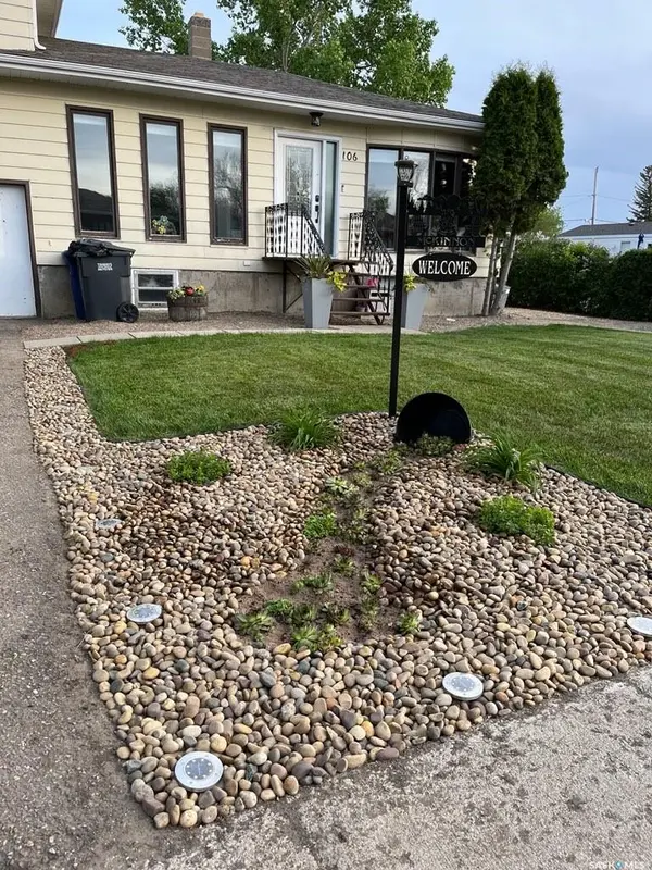 106 6th AVENUE W, Eatonia, SK S0L 0Y0