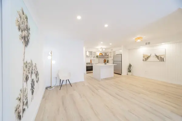 8 Oak ST #7, Lambton Shores, ON N0M 1T0