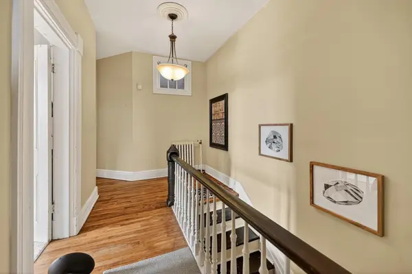 2 -42 King ST E, Brockville, ON K6V 1B1