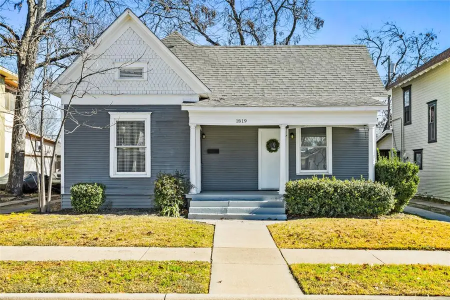 1819 College Avenue, Fort Worth, TX 76110
