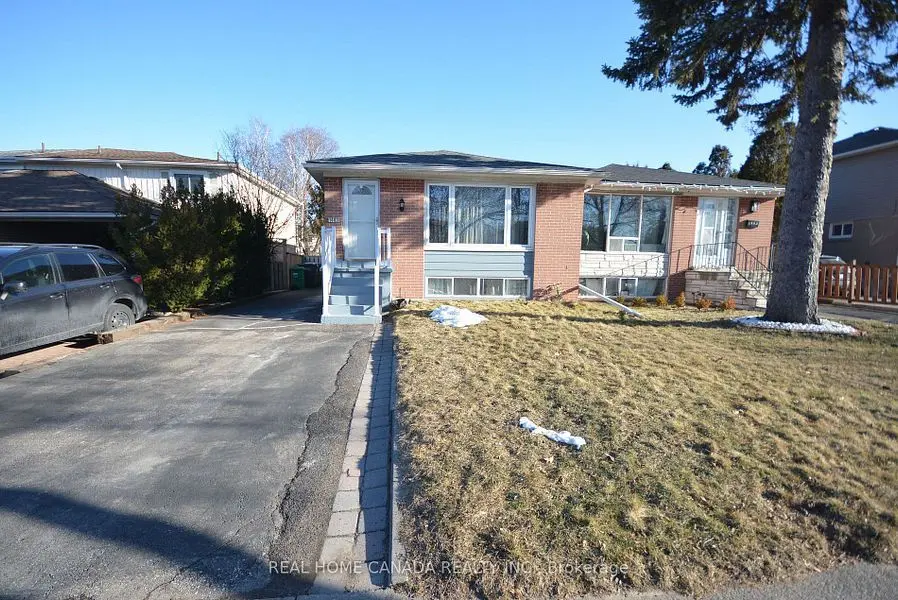 1463 Glen Rutley CIR, Mississauga, ON L4X 1Z8