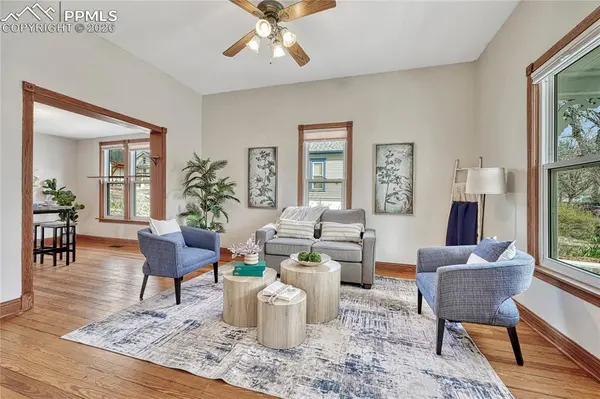 612 N Corona ST, Colorado Springs, CO 80903