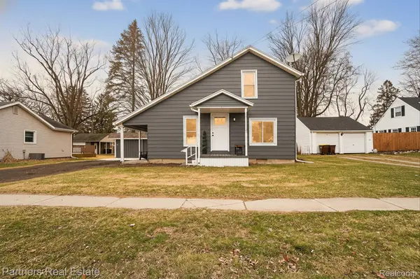 718 W Grand River AVE, Williamston, MI 48895