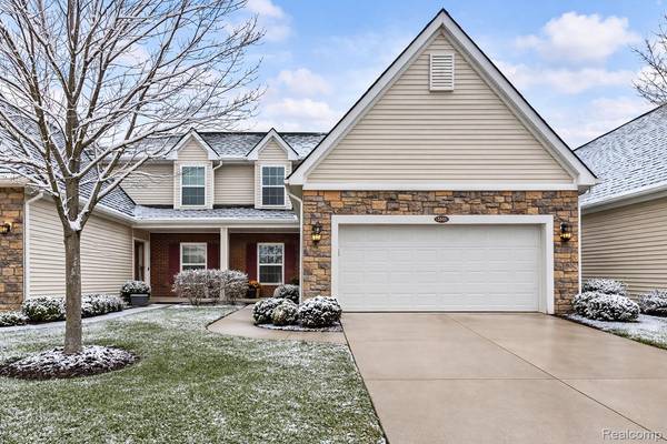 3333 Grove LN, Auburn Hills, MI 48326