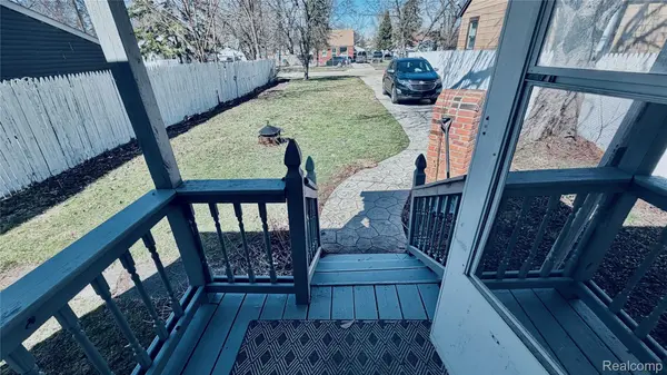 7540 Prospect AVE, Warren, MI 48091