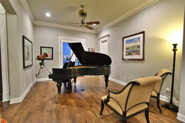 9403 King Air Drive, Granbury, TX 76049