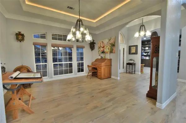 9908 Air Park Drive, Granbury, TX 76049