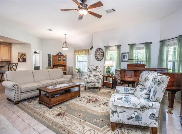 116 Ashlyn Court, Whitesboro, TX 76273