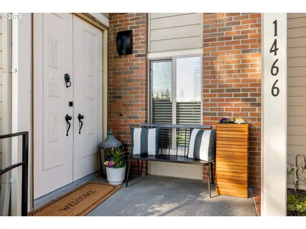 1466 BONNIEBRAE DR, Lake Oswego, OR 97034