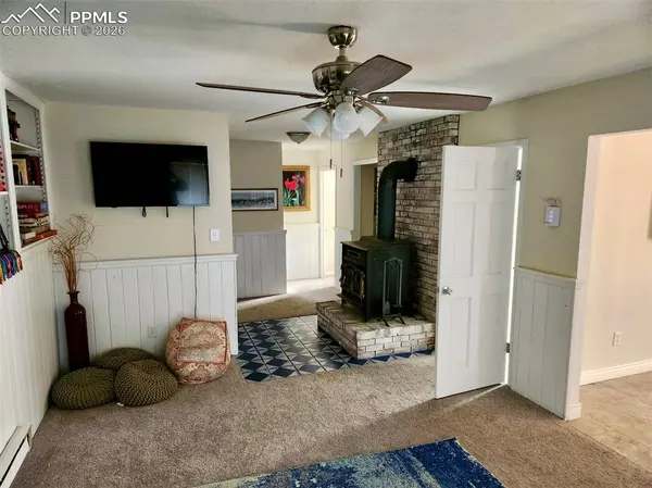 302 S 5th ST, Westcliffe, CO 81252