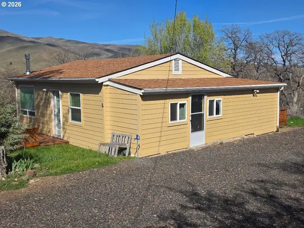 55725 CHURCH AVE, Tygh Valley, OR 97063
