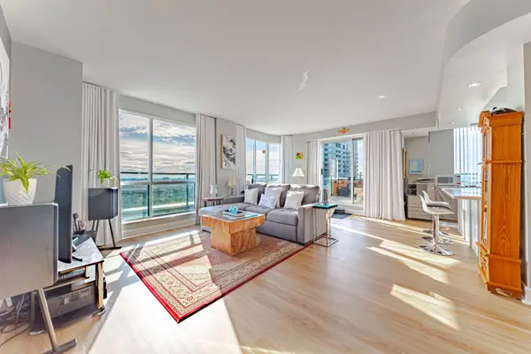 7 Lorraine DR #LRG 7, Toronto C07, ON M2N 7H3