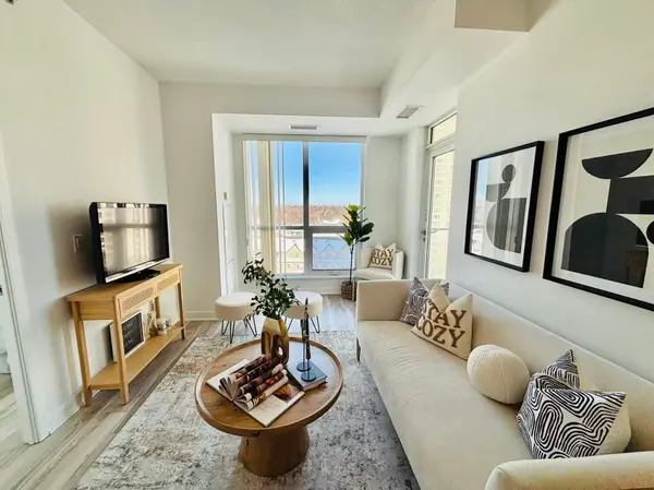 195 Bonis AVE #805, Toronto E05, ON M1T 0A5